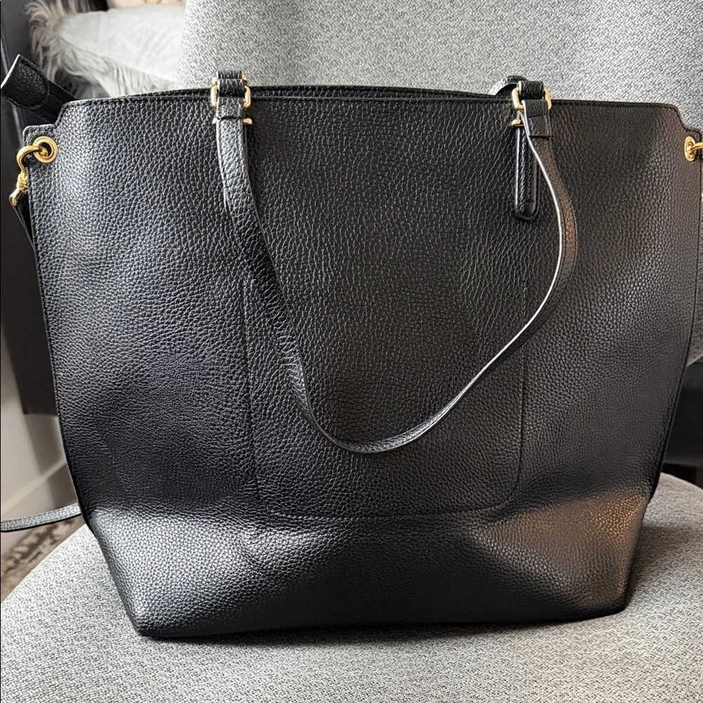 Lauren Ralph Lauren Black Leather Tote Bag – Like New - Picture 5 of 17